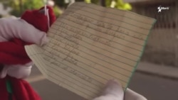 Los padres cubanos hacen magia para aparecer los juguetes esta Navidad Los padres cubanos hacen magia para aparecer los juguetes esta Navidad