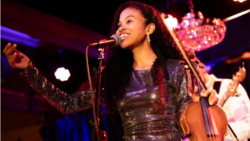 Declaraciones de la cantautora cubana Yeisy Rojas a la revista cultural ARTExpress. Declaraciones de la cantautora cubana Yeisy Rojas a la revista cultural ARTExpress.