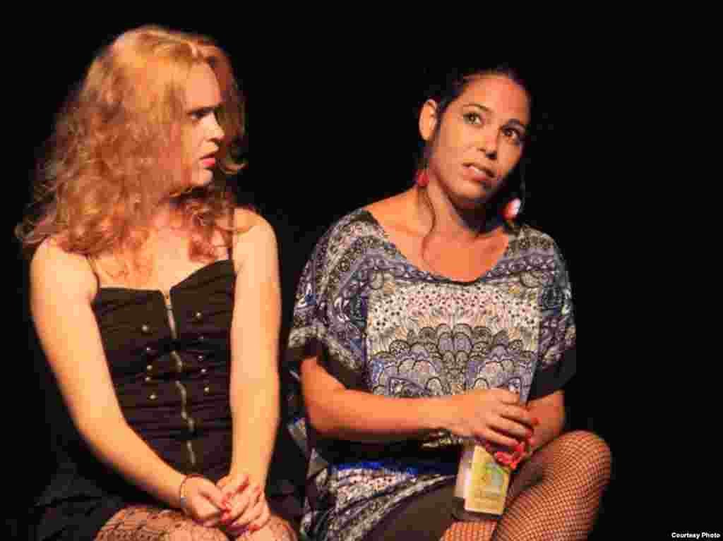 Carne Viva en la Sala Llaurado, de La Habana.