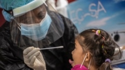 Cubanos cuestionan demoras en aplicación de pruebas de COVID-19 Cubanos cuestionan demoras en aplicación de pruebas de COVID-19