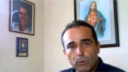 Eduardo Cardet habla sobre la condena en el PE a la "esclavitud moderna" de las misiones médicas cubanas Eduardo Cardet habla sobre la condena en el PE a la "esclavitud moderna" de las misiones médicas cubanas