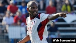 Ariel Martínez, futbolista cubano.