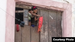 The Economist señala que en Cuba hay más pobreza que en muchos países vecinos.