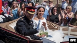 Los recién casados, el prícipe Harry y la estadounidense Meghan Markle.