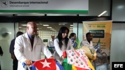 Foto de archivo. Arriban médicos cubanos a Brasil.