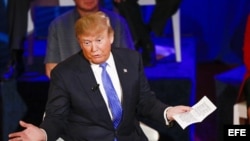 El precandidato republicano a la Presidencia de EE.UU. Donald Trump participa en un foro hoy, martes 29 de marzo de 2016, en Milwaukee, Wisconsin (EE.UU.).