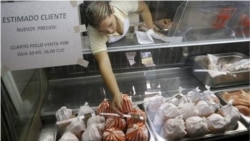 Quien no tenga familia en el exilio no podrá comer el pollo de EEUU Quien no tenga familia en el exilio no podrá comer el pollo de EEUU