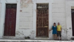 La fachada de una casa en Camagüey, escenario para performance contestatario La fachada de una casa en Camagüey, escenario para performance contestatario