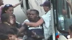 La escacez aumenta la violencia entre la población cubana La escacez aumenta la violencia entre la población cubana