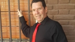 El pastor Mario Jorge Travieso, desde Las Tunas, denuncia el acoso a que es sometido por las autoridades cubanas. El pastor Mario Jorge Travieso, desde Las Tunas, denuncia el acoso a que es sometido por las autoridades cubanas.