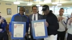 Liván y "El Duque" juegan golf para los niños Liván y "El Duque" juegan golf para los niños