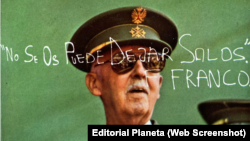 "…Y al tercer año, resucitó", de Fernando Vizcaíno Casas. (Captura de portada/Editorial Planeta)