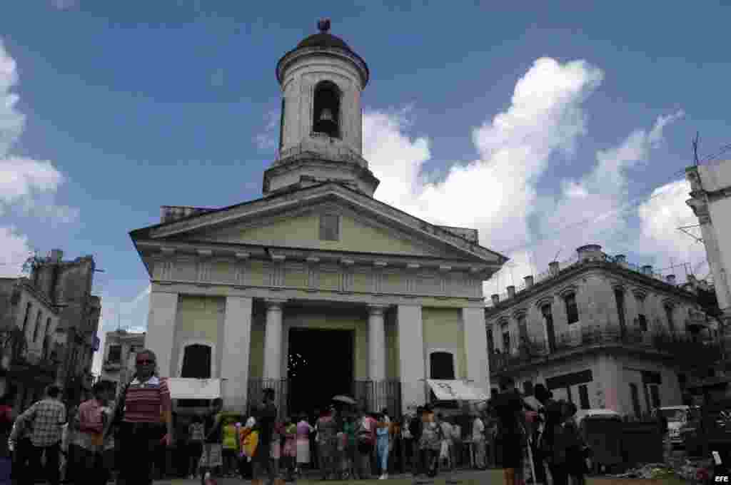 Sylvia Iriondo, de M.A.R (Madres y Mujeres Anti-Represión) por Cuba, lo que los cubanos han visto en este año es "más de lo mismo", y al mismo tiempo se ha hecho "más que evidente que el régimen no tiene la menor intención de cambiar.  