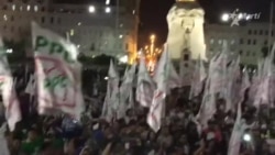 Manifestación en favor de la democracia en Venezuela y Cuba en la Plaza San Martín Manifestación en favor de la democracia en Venezuela y Cuba en la Plaza San Martín