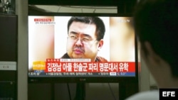 Los medios surcoreanos reportaron el asesinato en Malasia de Kim Jong Nam, hermano mayor del líder norcoreano Kim Jong Un.
