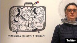 Rayma en su exhibición "Yo inmigrante", en la ciudad de Houston.