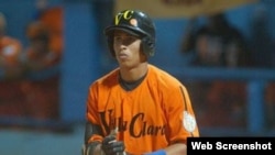 Leonys Martín, cuando jugaba con el equipo Villa Clara en Cuba.