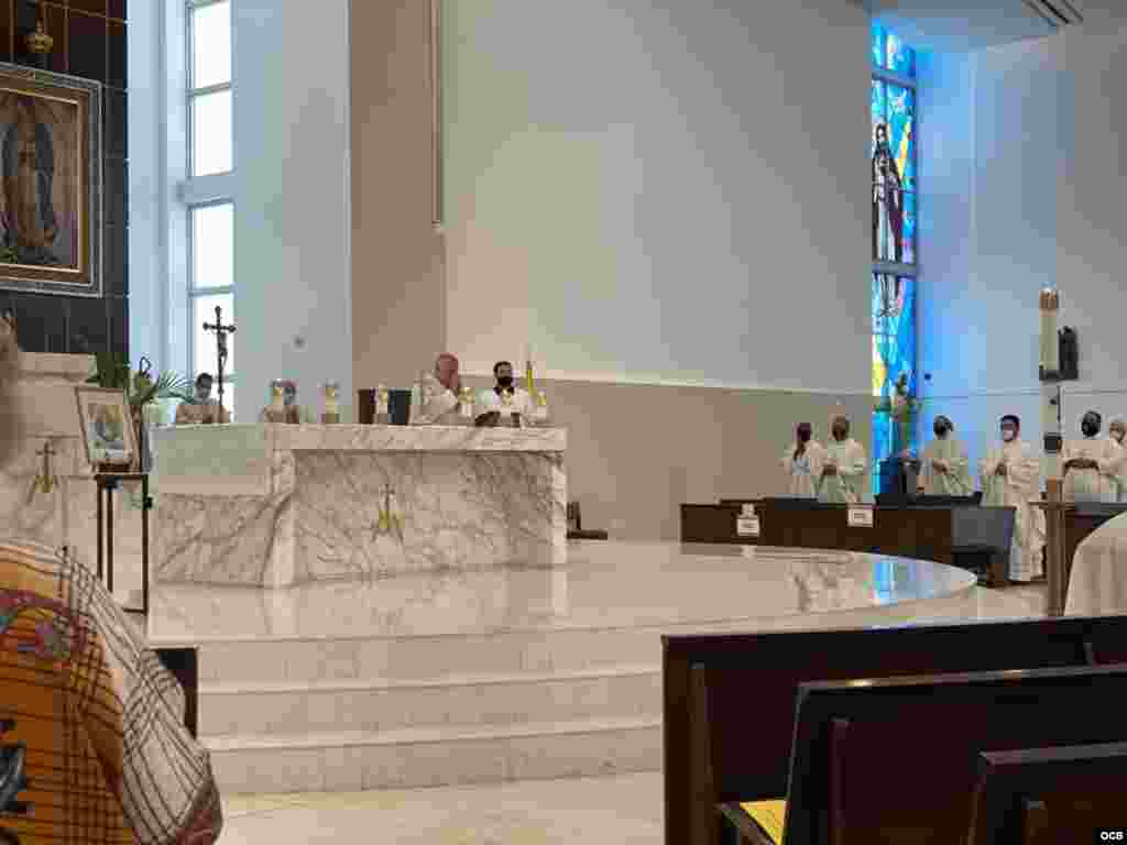 Misa por el Padre Carrillo.