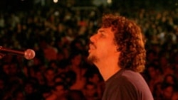 1800 Online con la petición de Roberto Carcassés  1800 Online con la petición de Roberto Carcassés