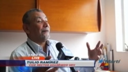 Estudiantes y profesores abandonan Venezuela en busca de mejor futuro Estudiantes y profesores abandonan Venezuela en busca de mejor futuro