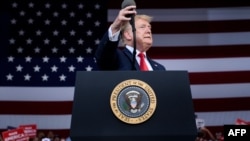 Donald Trump durante un acto en Panama City Beach.