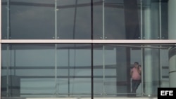 Cubanos rechazados en Ecuador piden refugio en Colombia.