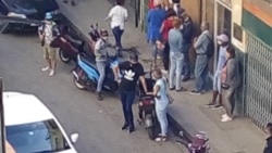 Vuelven las colas y aglomeraciones: capitalinos alarmados por aumento de coronavirus Vuelven las colas y aglomeraciones: capitalinos alarmados por aumento de coronavirus