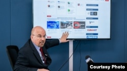 Juan Antonio Blanco, presidente de la Fundación para los Derechos Humanos en Cuba, en conferencia de Prensa ofrecida en la FHRC (Miami, 26 de abril de 2018).