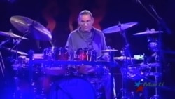 Horacio "El Negro" Hernández pone el talento cubano entre lo mejor de la música latina Horacio "El Negro" Hernández pone el talento cubano entre lo mejor de la música latina