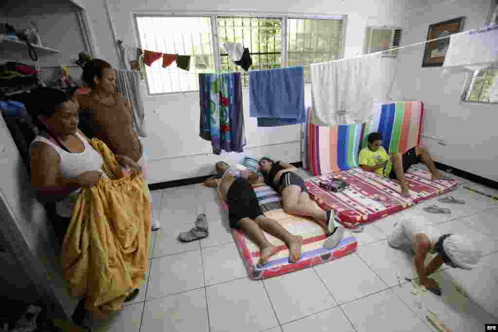 Cubanos siguen llegando a Panamá y cerca de 300 se refugian en Cáritas.  