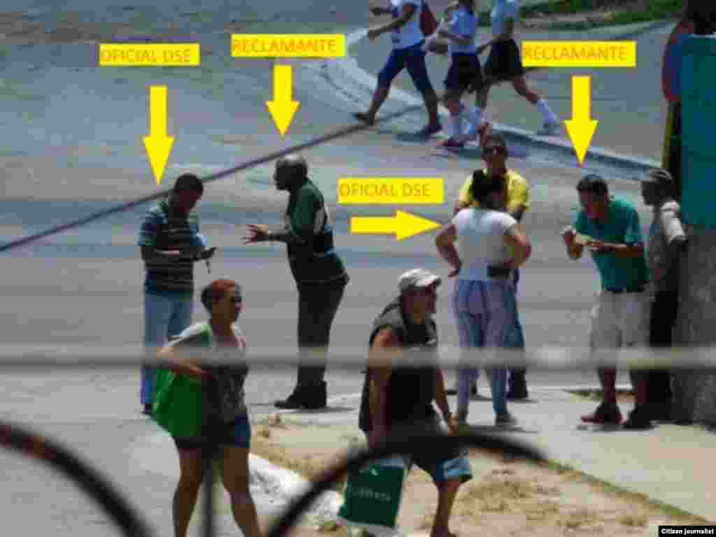 Vecino molestos por los operativos en los alrededores de la sede de las Damas de Blanco Foto Angel Moya