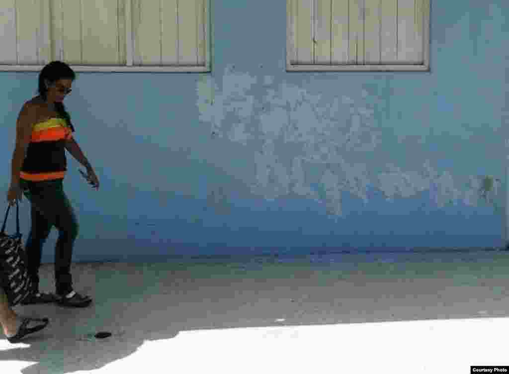 Cartel antigubernamental.