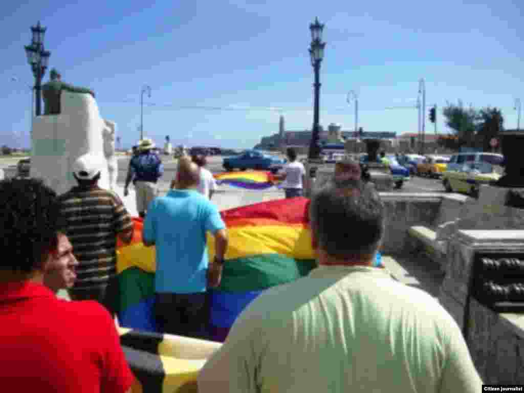 LGTB celebra Día del Orgullo Gay 