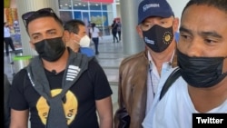 Esteban Rodríguez y Héctor Luis Valdés Cocho fueron acogidos por las autoridades de Ecuador.