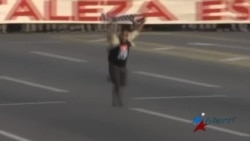 Ingresan en Psiquiátrico a opositor que se atrevió a sacar bandera de EEUU ante Raúl Castro Ingresan en Psiquiátrico a opositor que se atrevió a sacar bandera de EEUU ante Raúl Castro