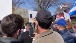 Cubanos en Washington D.C. cantan "Patria y Vida" Cubanos en Washington D.C. cantan "Patria y Vida"