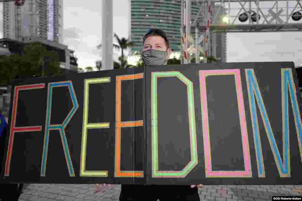 Libertad para Cuba exigen jóvenes en Miami