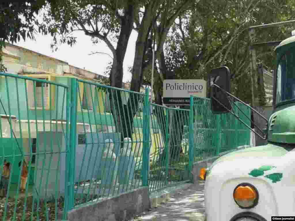 Dos obreros muertos murieron electrocutados en San Francisco de Paula por negligencia de la Empresa de Saneamiento de Aguas de La Habana, según el reportero independiente Steve Maikel Pardo.  