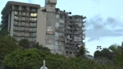 Se derrumba un edificio de apartamentos de 12 plantas en Miami Beach Se derrumba un edificio de apartamentos de 12 plantas en Miami Beach