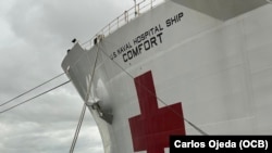 El USNS Comfort anclado en Miami, Florida, el 3 de junio de 2025.