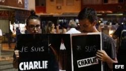Concentración en memoria de las víctimas del ataque contra el semanario satírico "Charlie Hebdo".